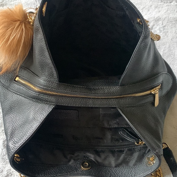 Michael Kors handbag (includes matching wallet) - Picture 8 of 11